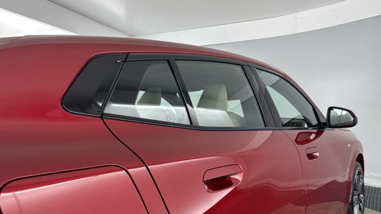 BMW iX2 150kW eDrive20 M Sport 65kWh 5dr Auto [Tech/Pro] Electric Hatchback